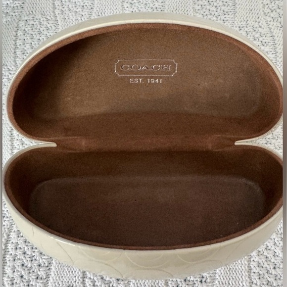 Coach Like New Gisele Sunglasses With Case for Women - Picture 2 of 4